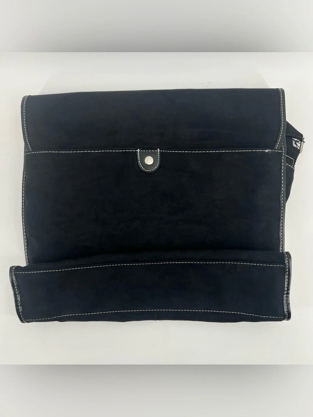 Kenneth Cole New York Faux Suede Black Messenger Laptop Briefcase Bag Classic